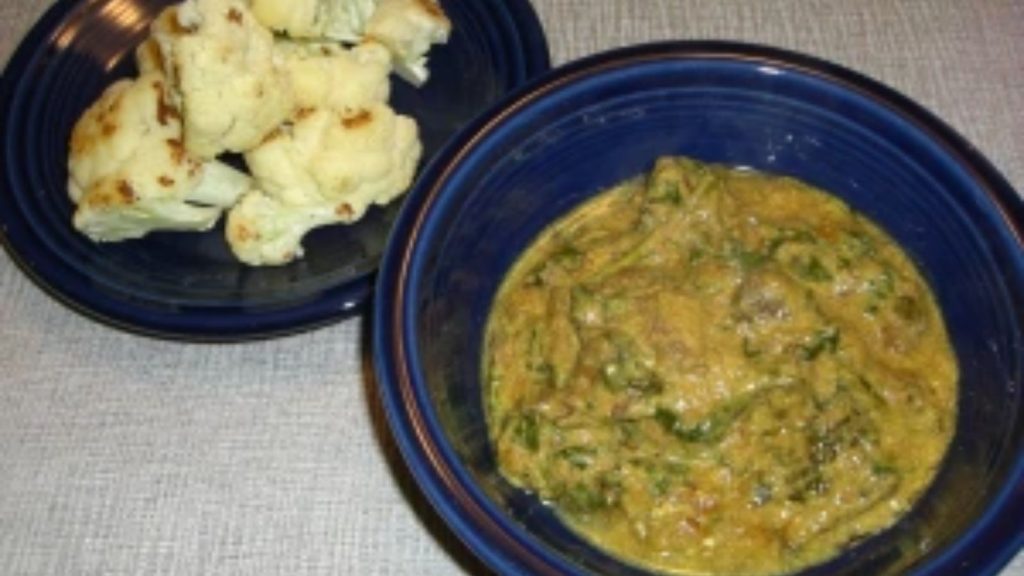 Crockpot Indian Curried Beef and Spinach