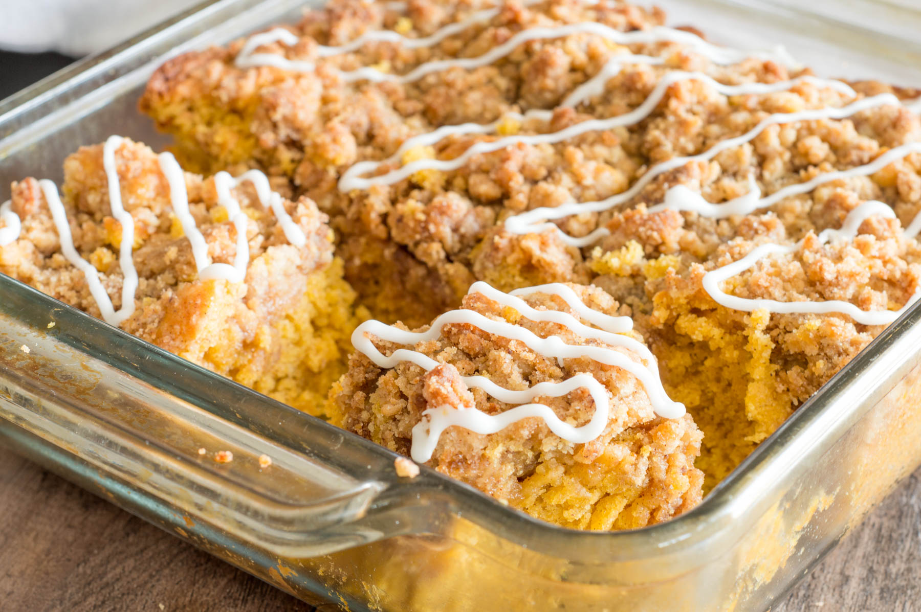 Pumpkin Streusel Snack Cake
