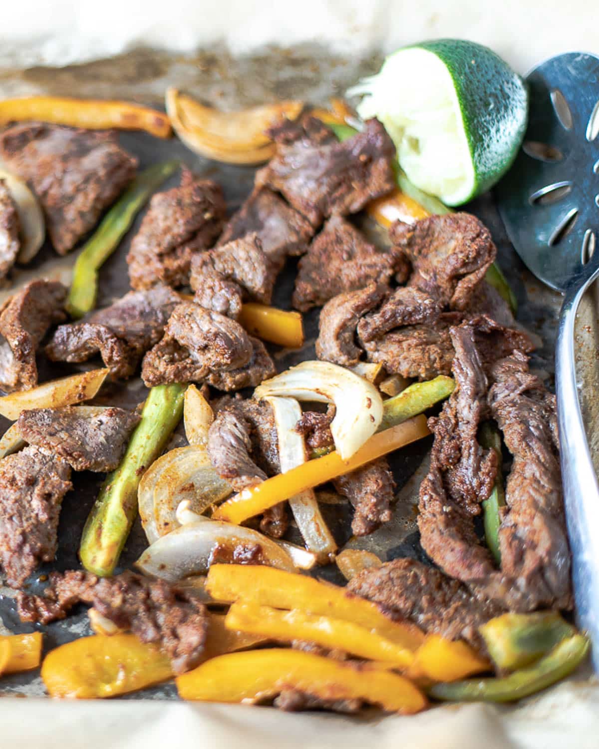 Easy Sheet Pan Steak Fajitas Dinner Tacos Recipe