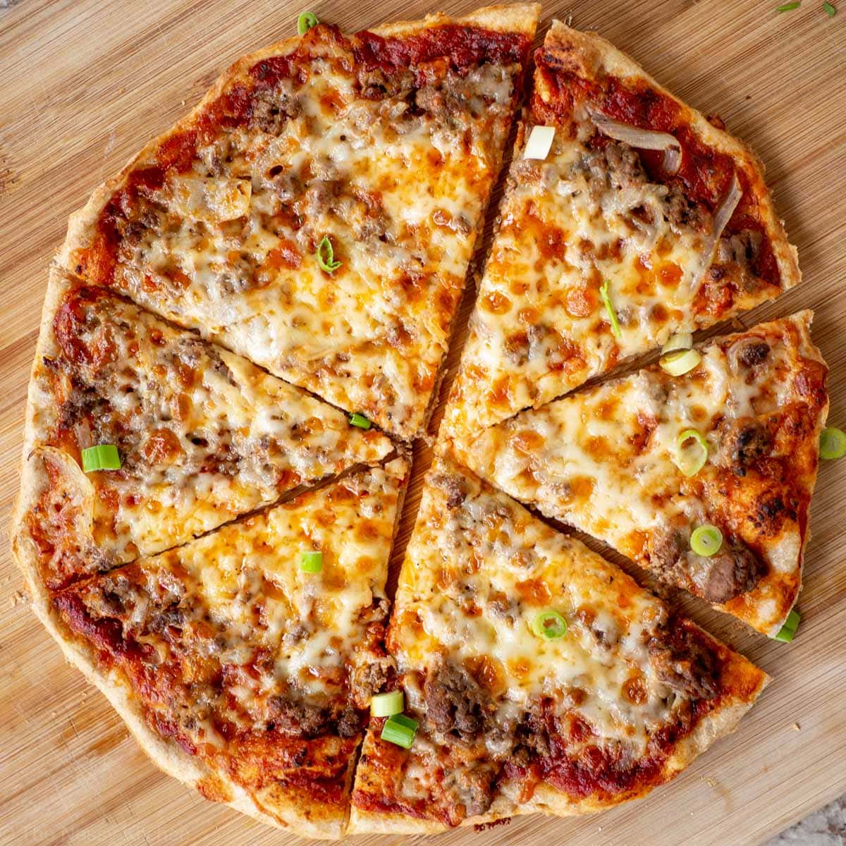 Ground Beef and Onion Pizza
