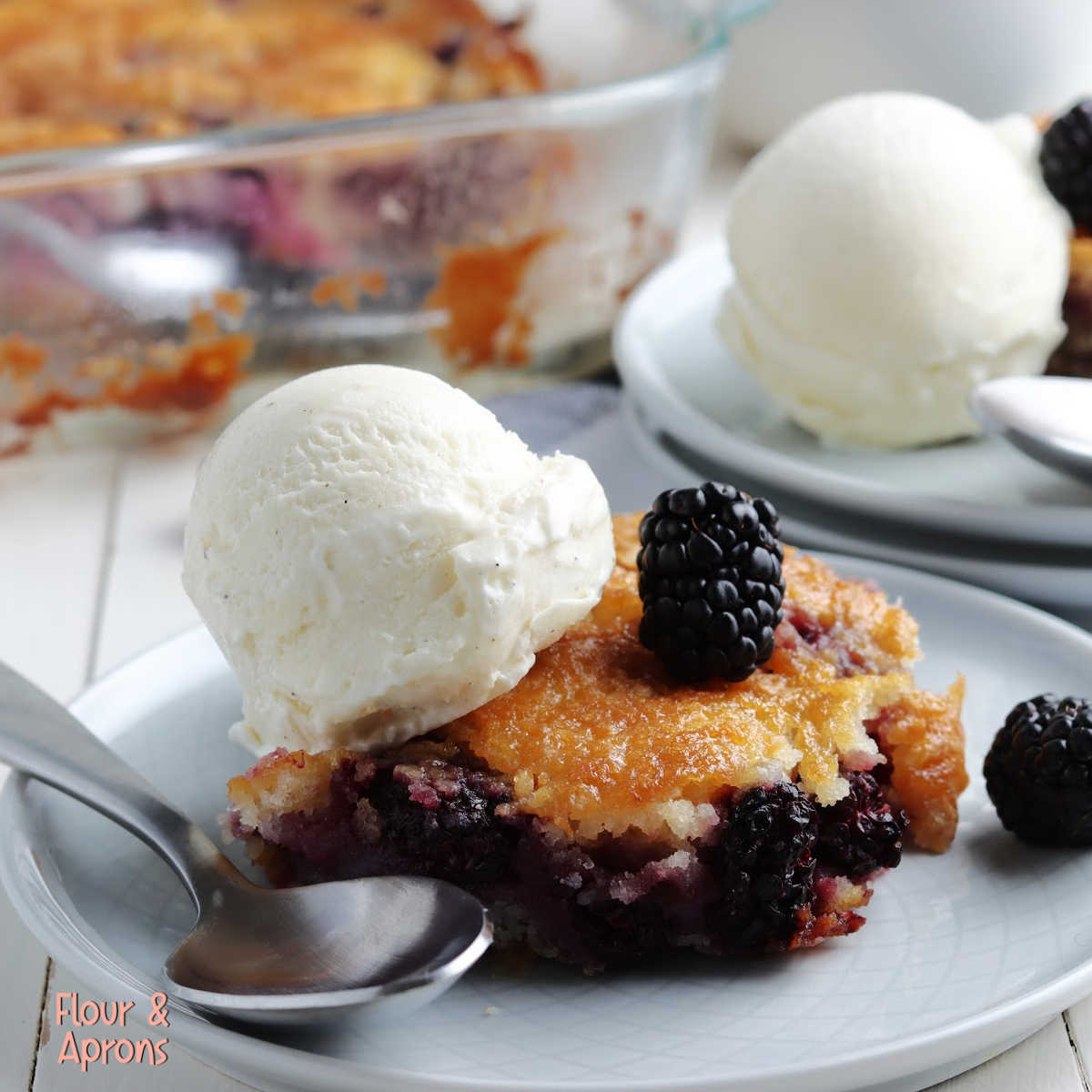 Best Easy Homemade Blackberry Cobbler Recipe