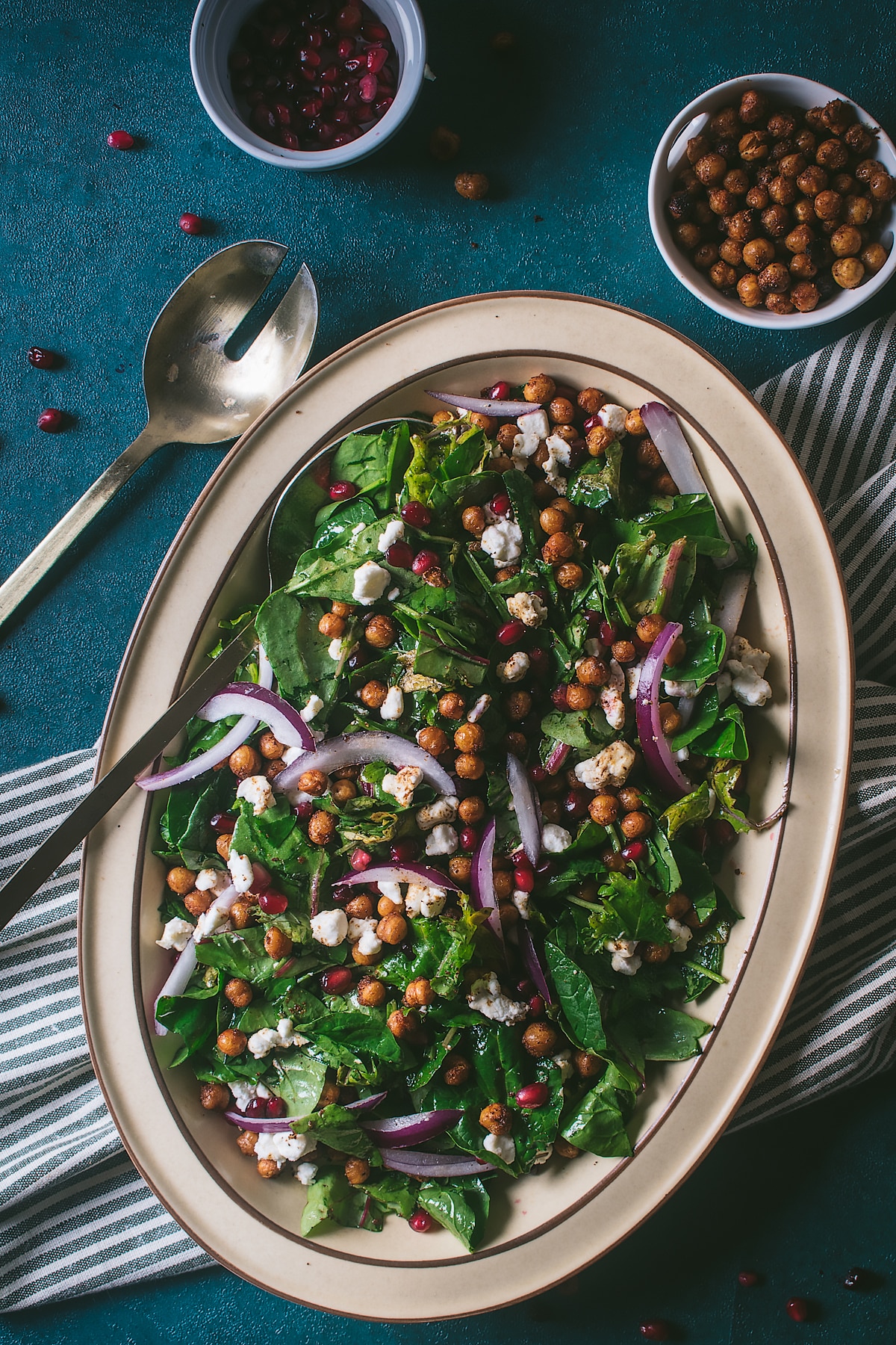 roasted chickpea pomegranate salad with pomegranate dressing