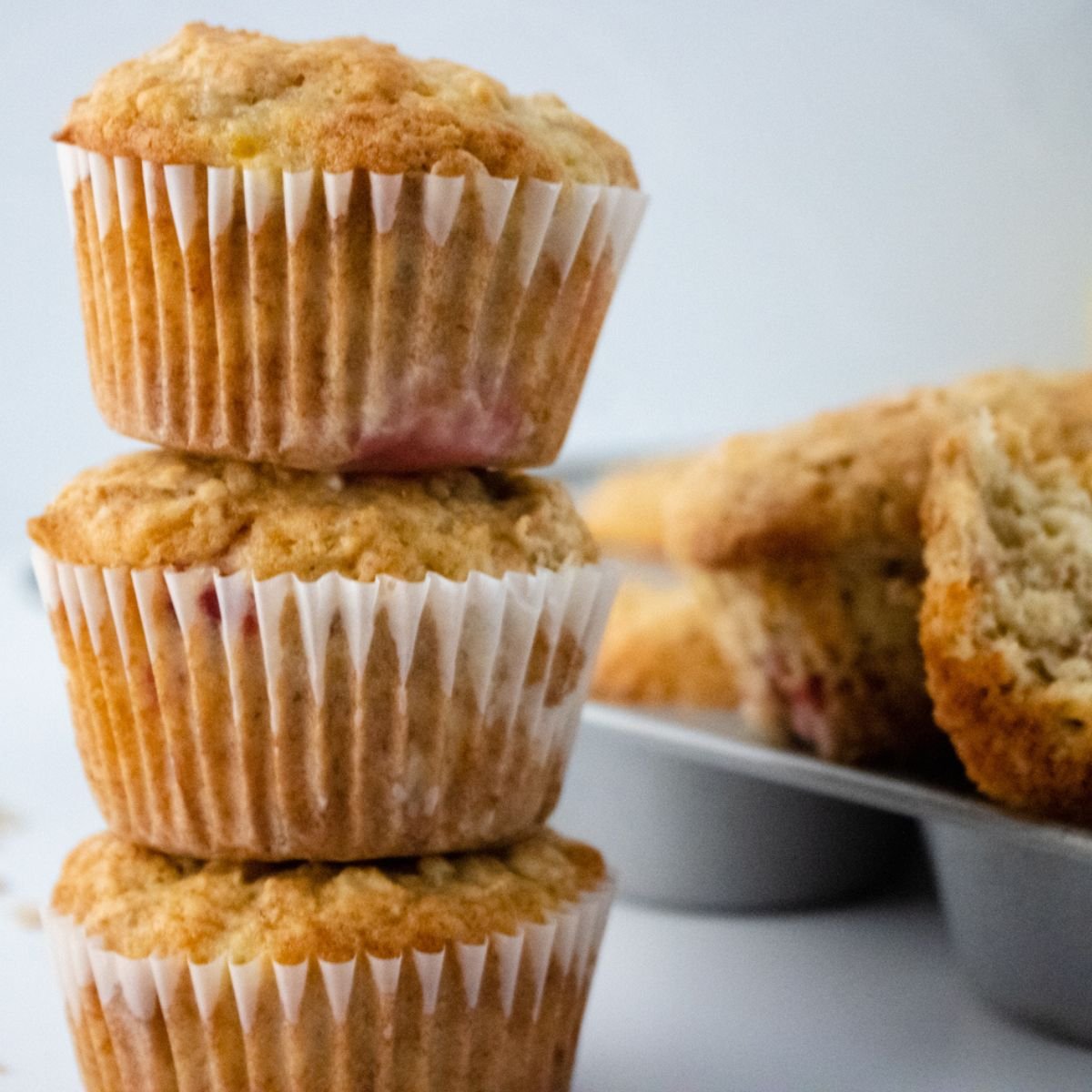Healthy Strawberry Banana Muffins – Easy & Nutritious Recipe