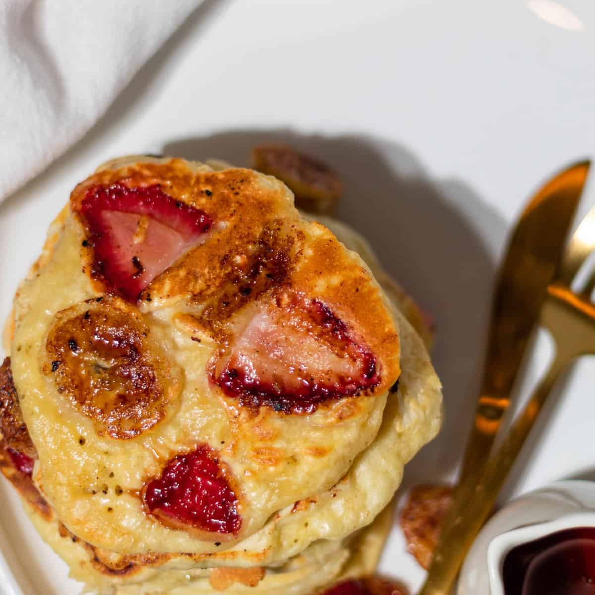 Caramelized Strawberry Banana Pancake Recipe
