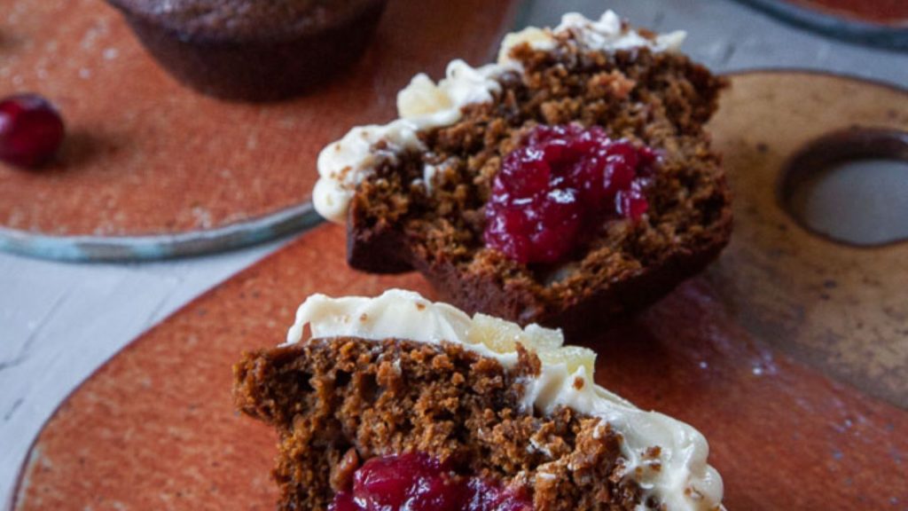 Gingerbread Cupcakes with Cranberry Sauce Filling and Cream Cheese Frosting