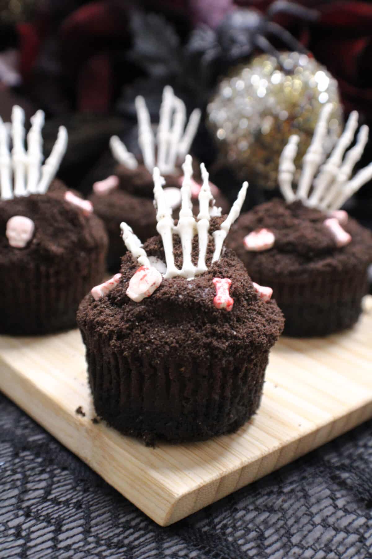 Need to make a Halloween themed dessert? Look no further than these spooky graveyard mini cheesecakes - they are loaded with chocolate!