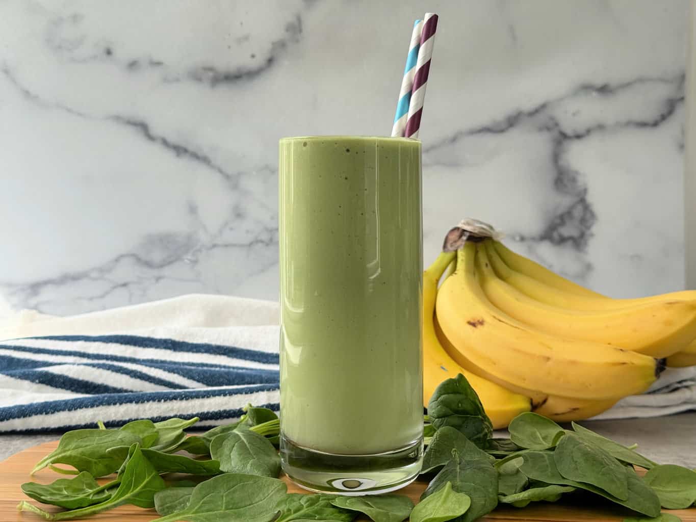 Avocado Spinach Smoothie Recipe with Banana