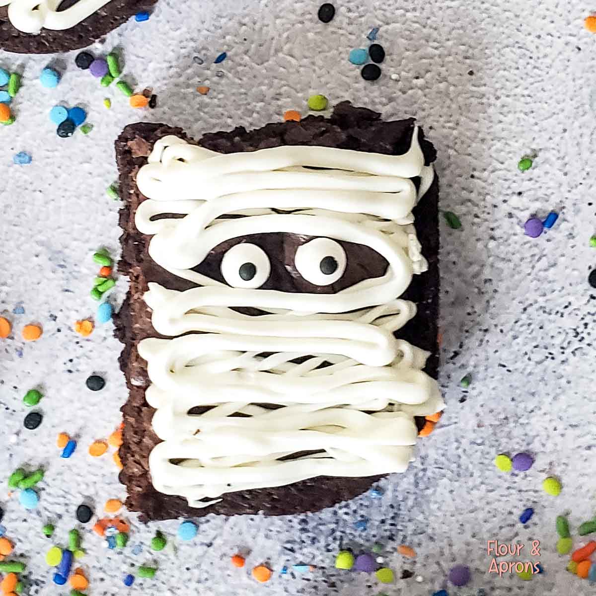 Halloween Mummy Brownies